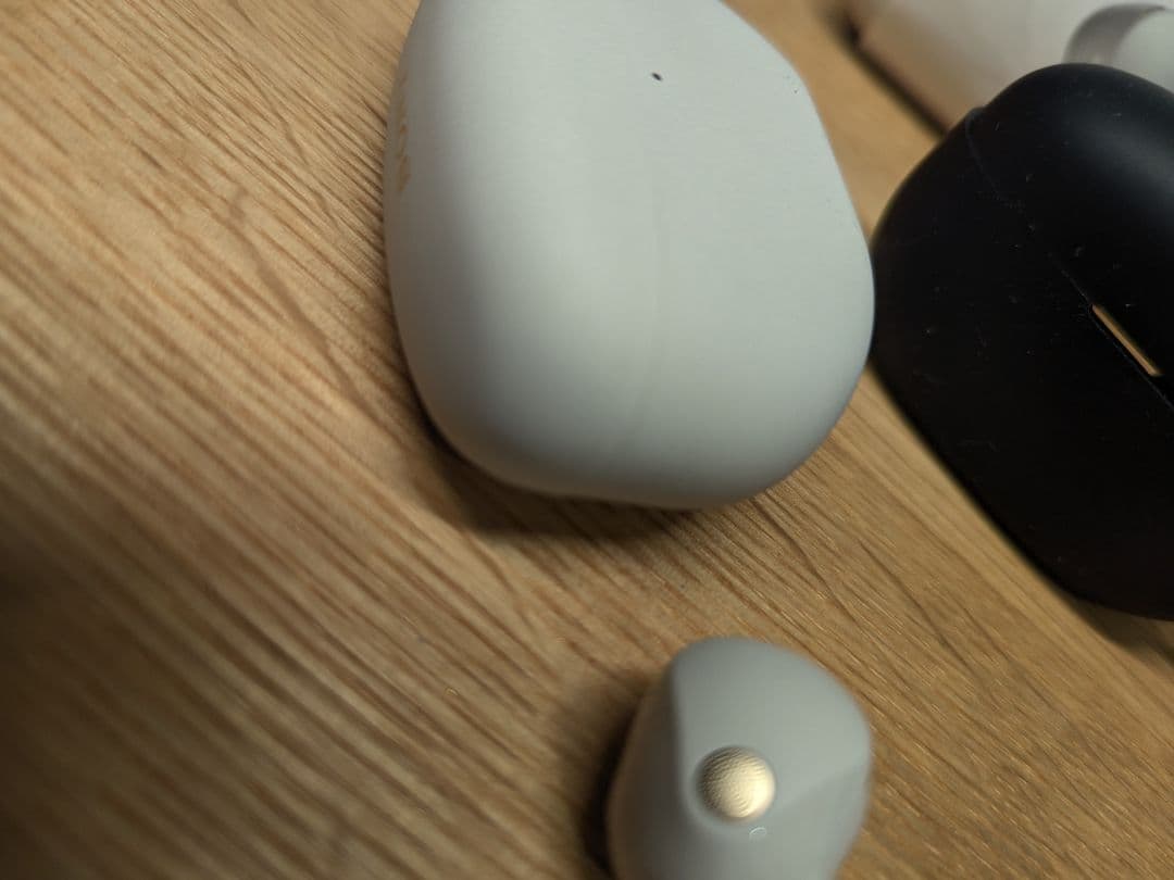 美品◆SONY WF-1000XM5 WHITE ✦シリコンケース付