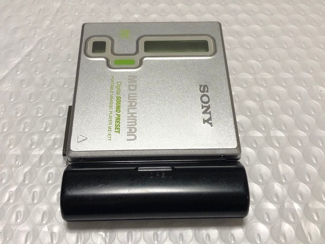 ポータブルプレーヤー SONY Walkman MZ-E77