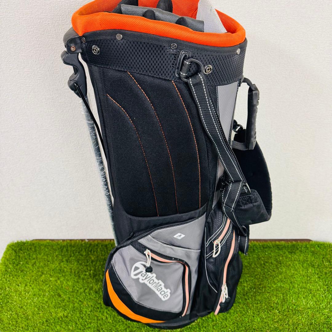 TaylorMade スタンドキャディバッグ ボールマーカー型付き
