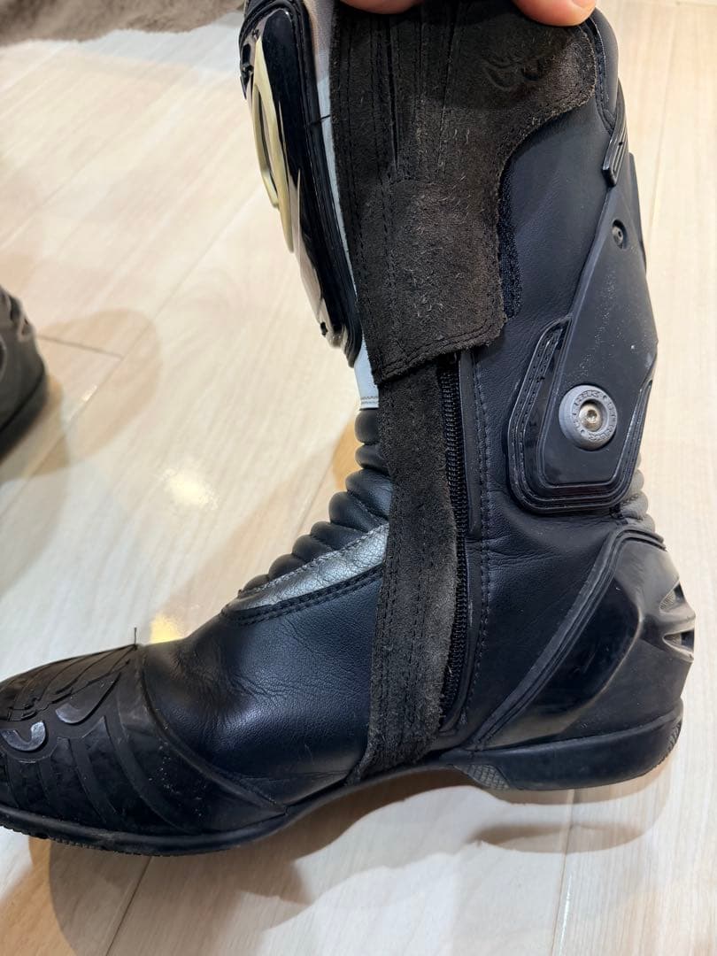 BERIK バイクブーツ2.0 黒/白/グレー