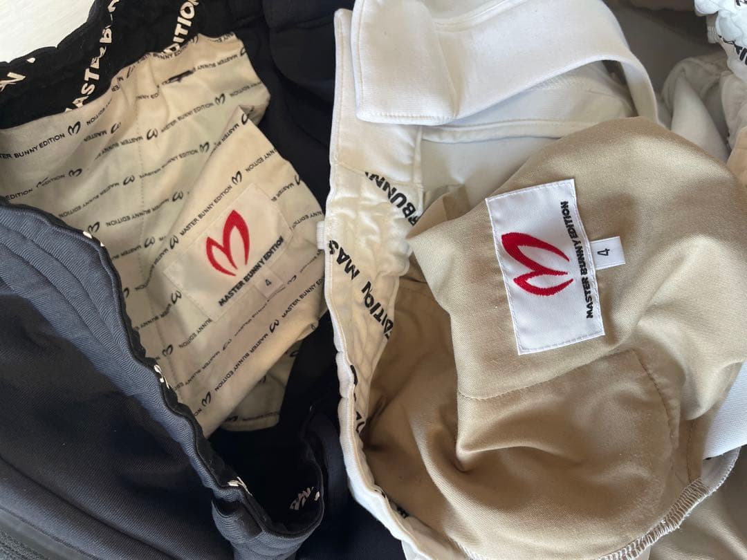 MASTER BUNNY EDITION マスターバニー ダンボールニット「４」