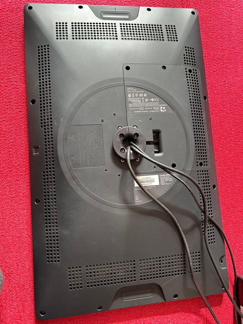 ワコム 21.5型 cintiq22hd DTH-2200/K