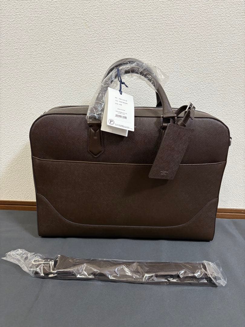 ★エリザベス★ペッレモルビダ　CA013B ブリーフバッグCapitano