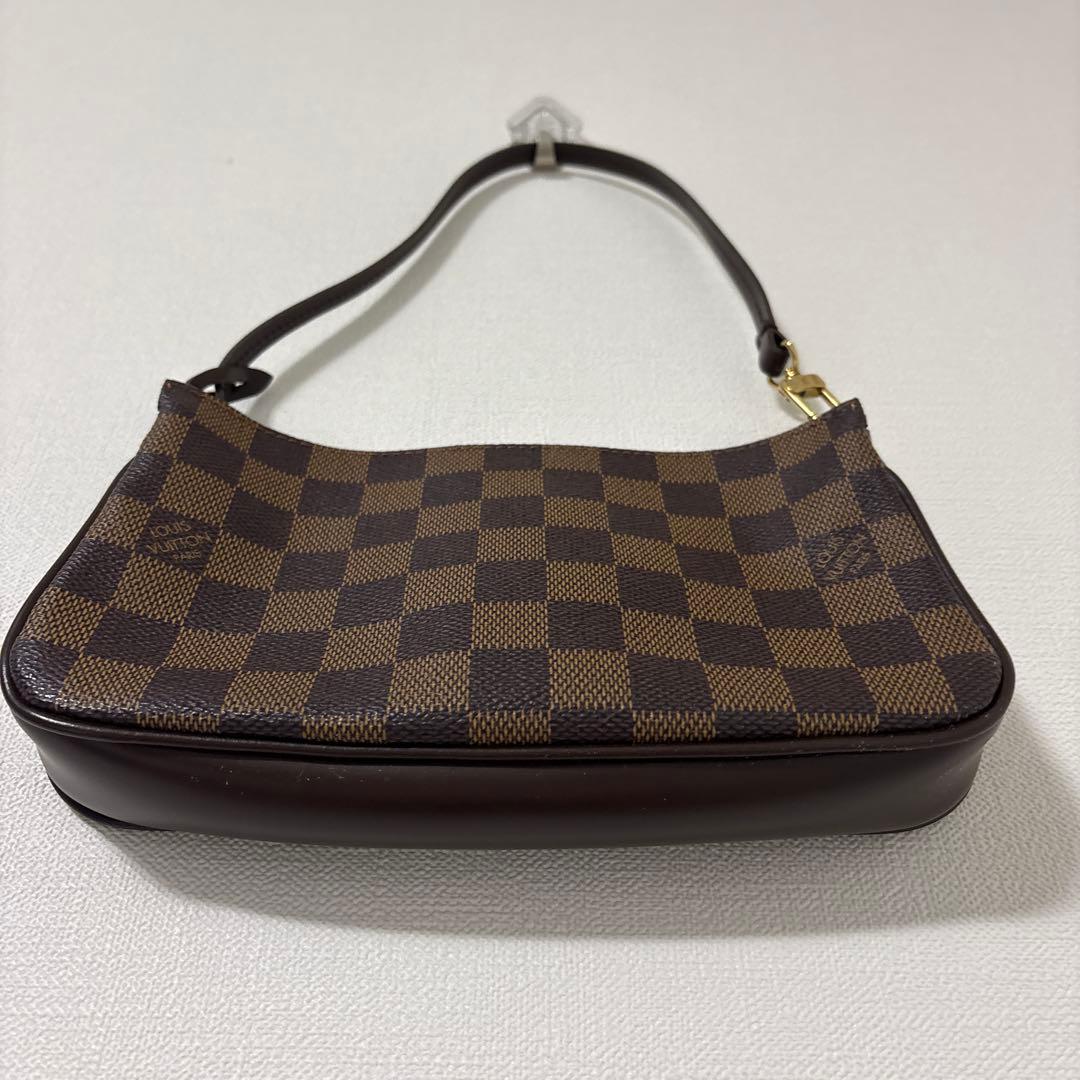 Louis Vuitton ダミエポシェット　アクセソワール