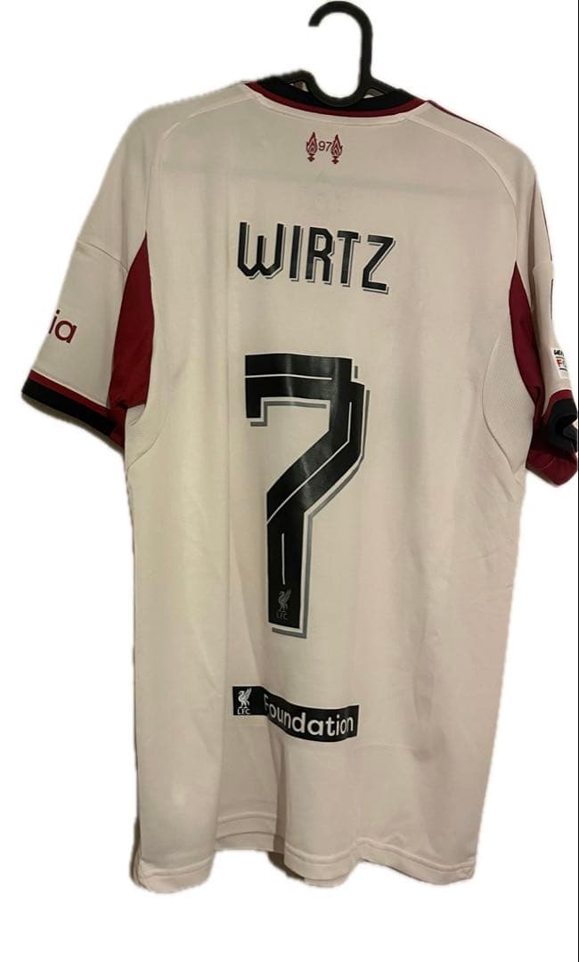 【新品未使用】リヴァプール25-26レプリカアウェイユニフォーム　ヴィルツ　CL