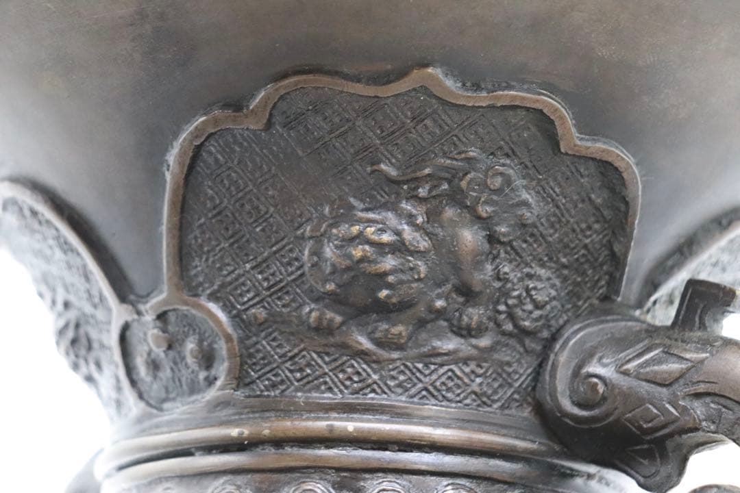 唐銅　大日本文政年整珉鋳　象耳獅子彫　花器　4.4kg 送料込み0131