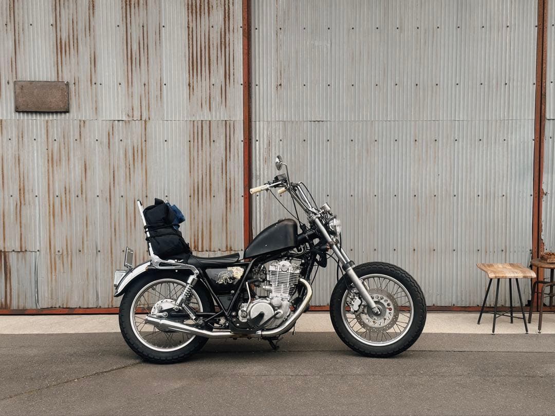 ガレージT＆F SR400　 アップトランペットマフラー ローパスバッフル