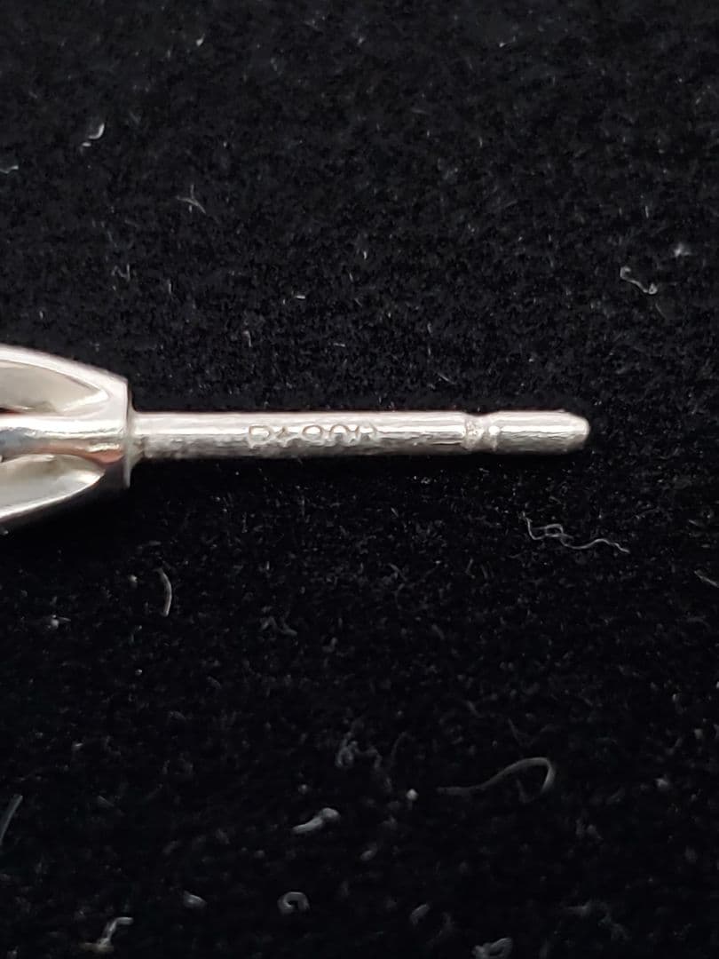 Pt900 ダイヤ　ピアス　0.11ct 片耳　ダイヤモンド