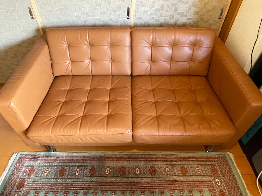 IKEAレザー2人掛けソファ