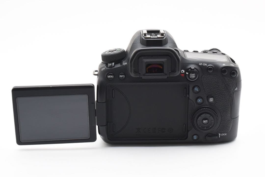 デジタル一眼レフカメラ/Canon EOS 6D mark II標準レンズセット