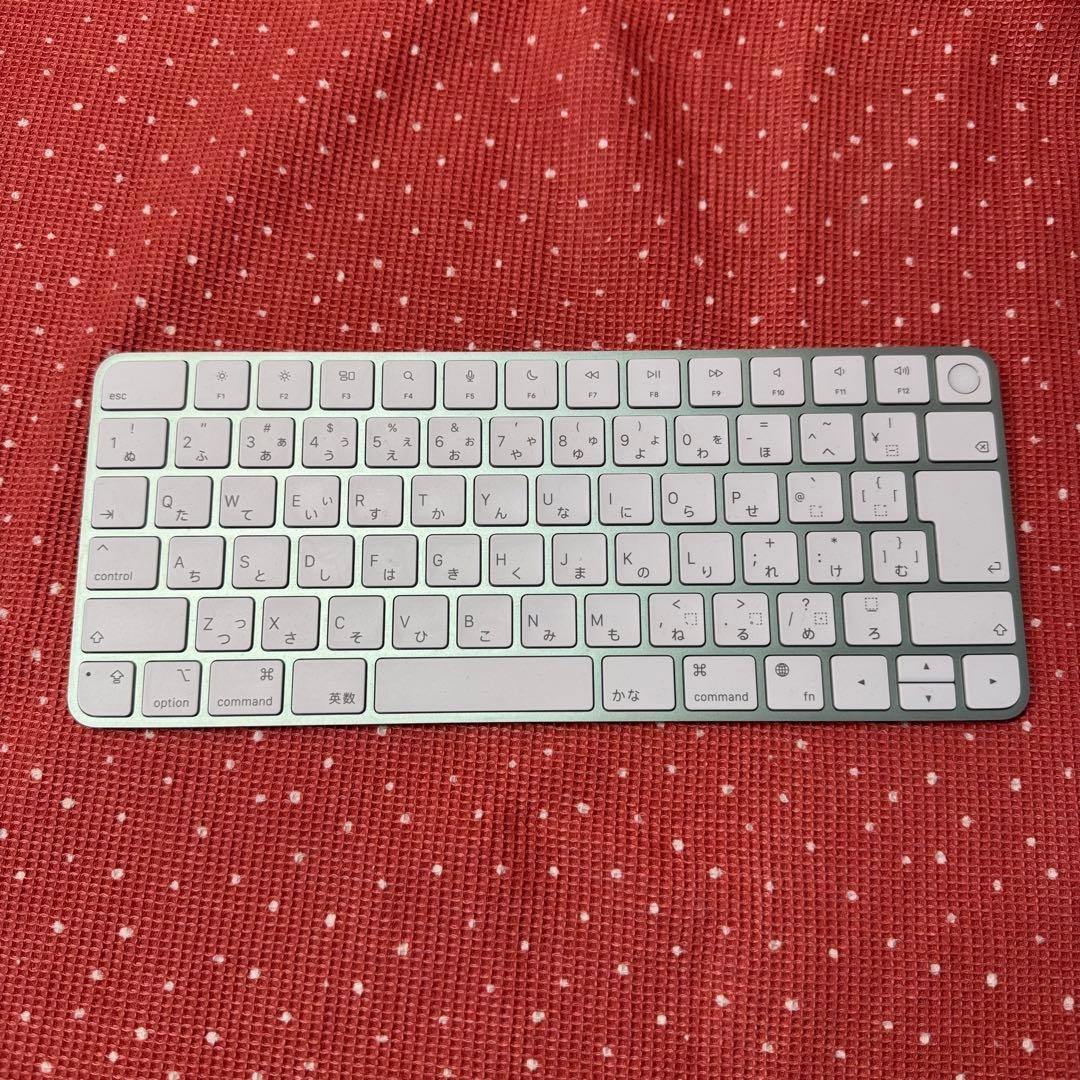 iMac 24インチM1 (CPU/GPU 8/8コア) 8GB/256GB