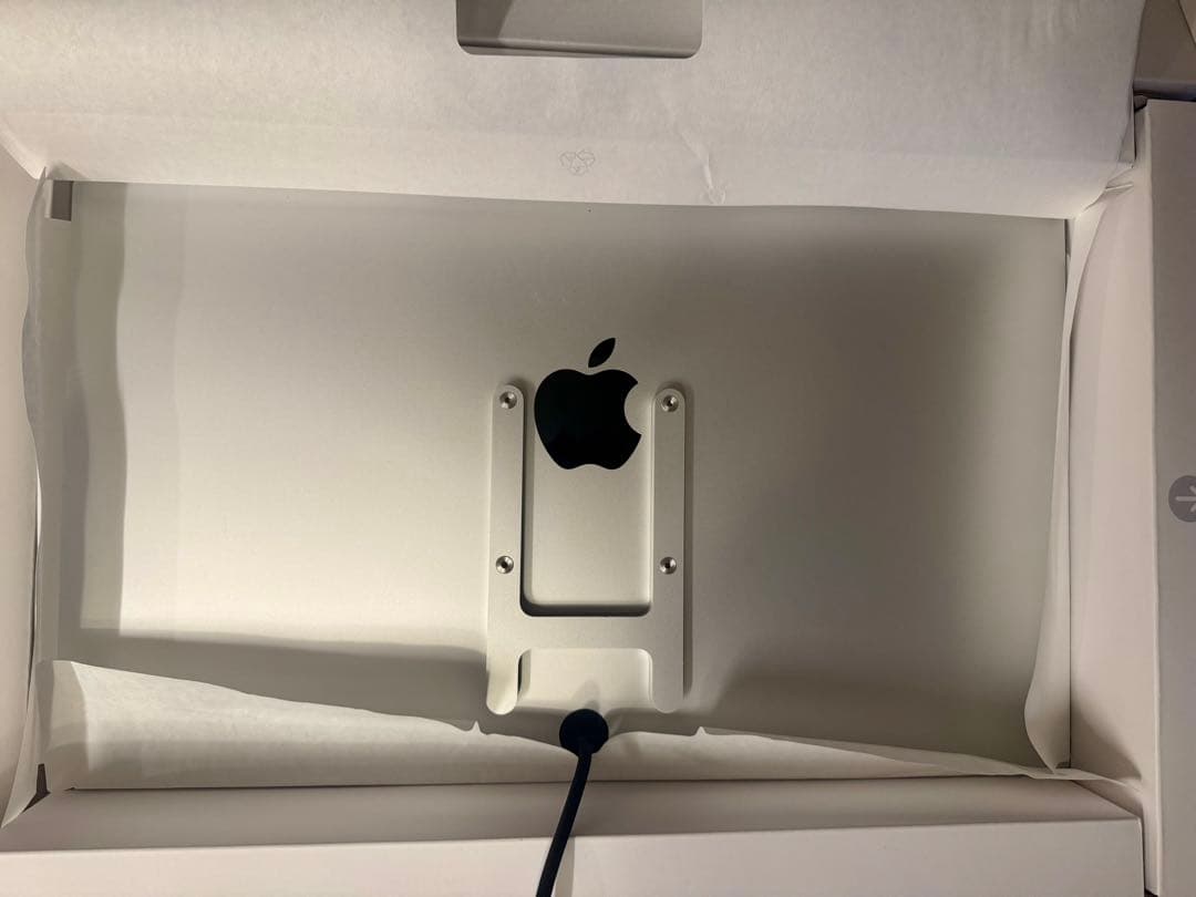 Apple Studio Display - 標準ガラス - VESAマウント