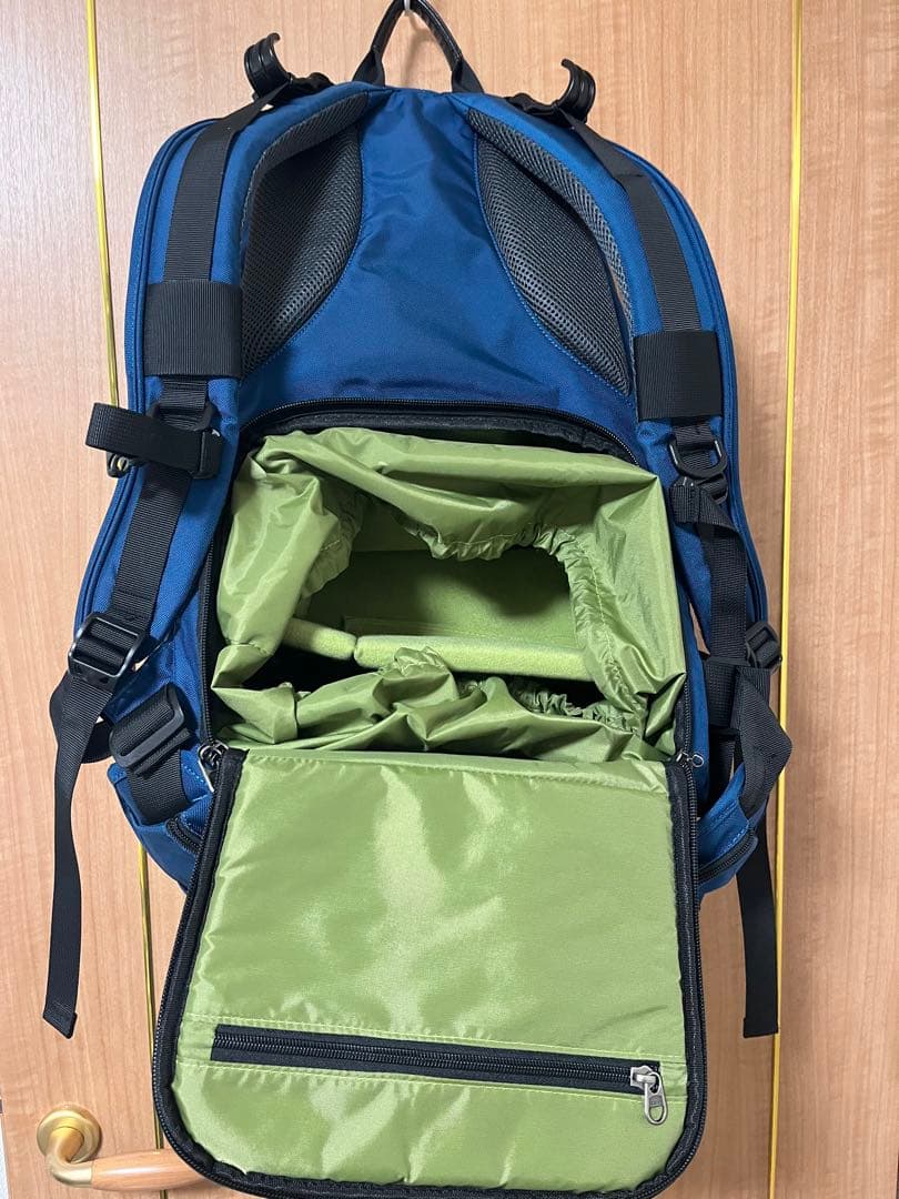 【美品】[Bellstone] カメラバッグ 一眼レフ カメラリュック 2気室