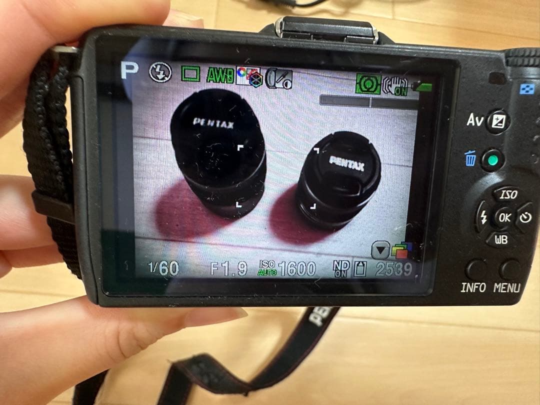 【動作確認済み】 PENTAX Q7 デジタル一眼レフ 3レンズ付き