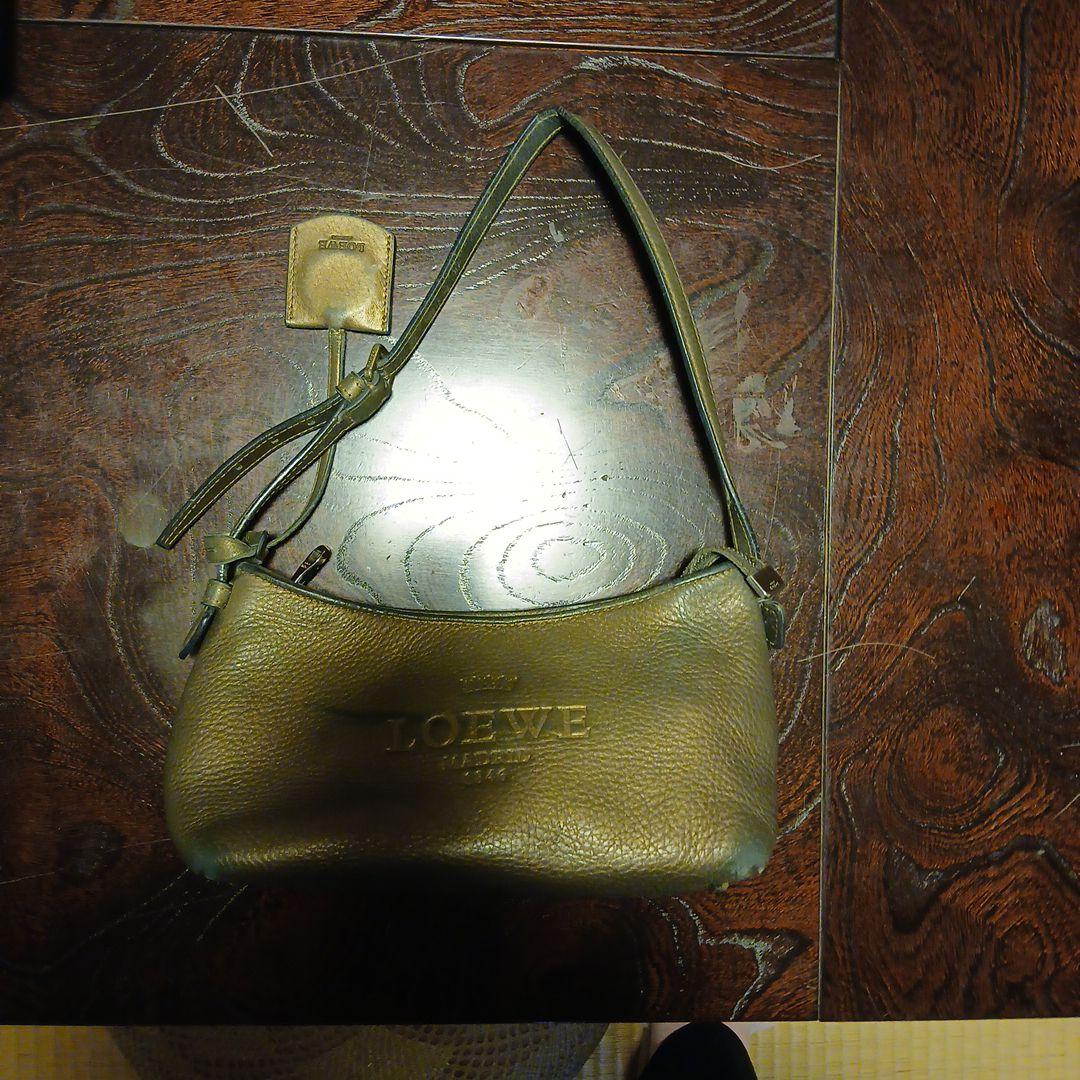 LOEWE オリーブグリーン レザー バッグ