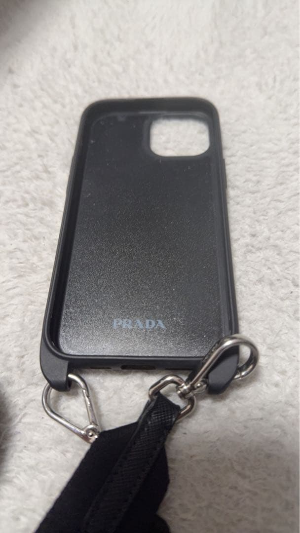PRADA iPhone用ストラップ付きケース ブラック