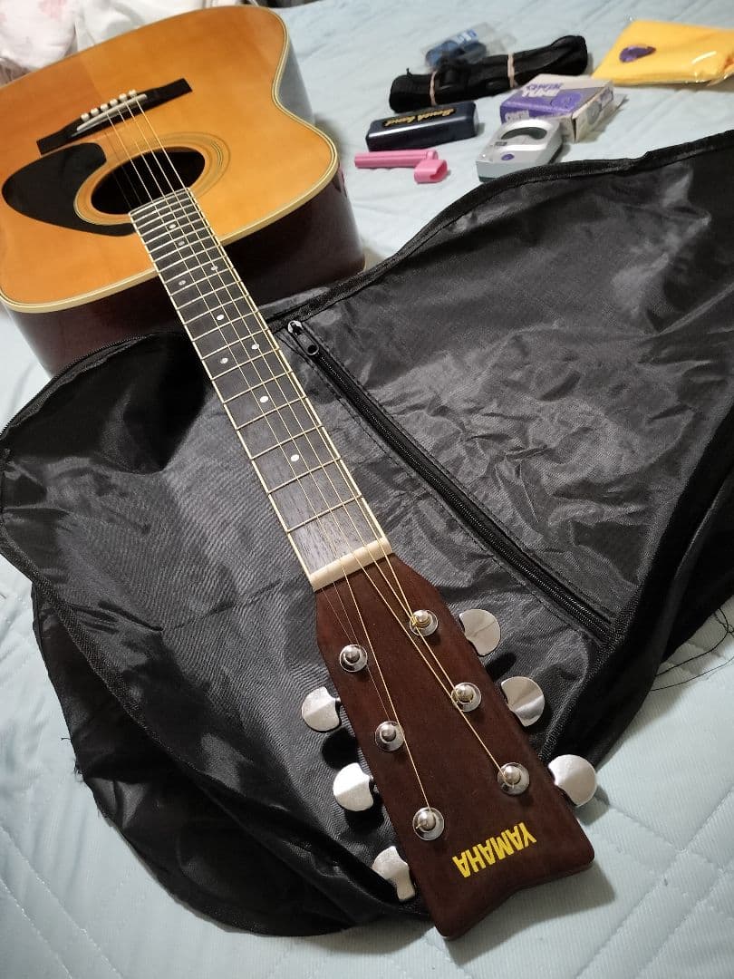 YAMAHA ヤマハ アコースティックギター ケースやオマケ多数付き 初心者最適