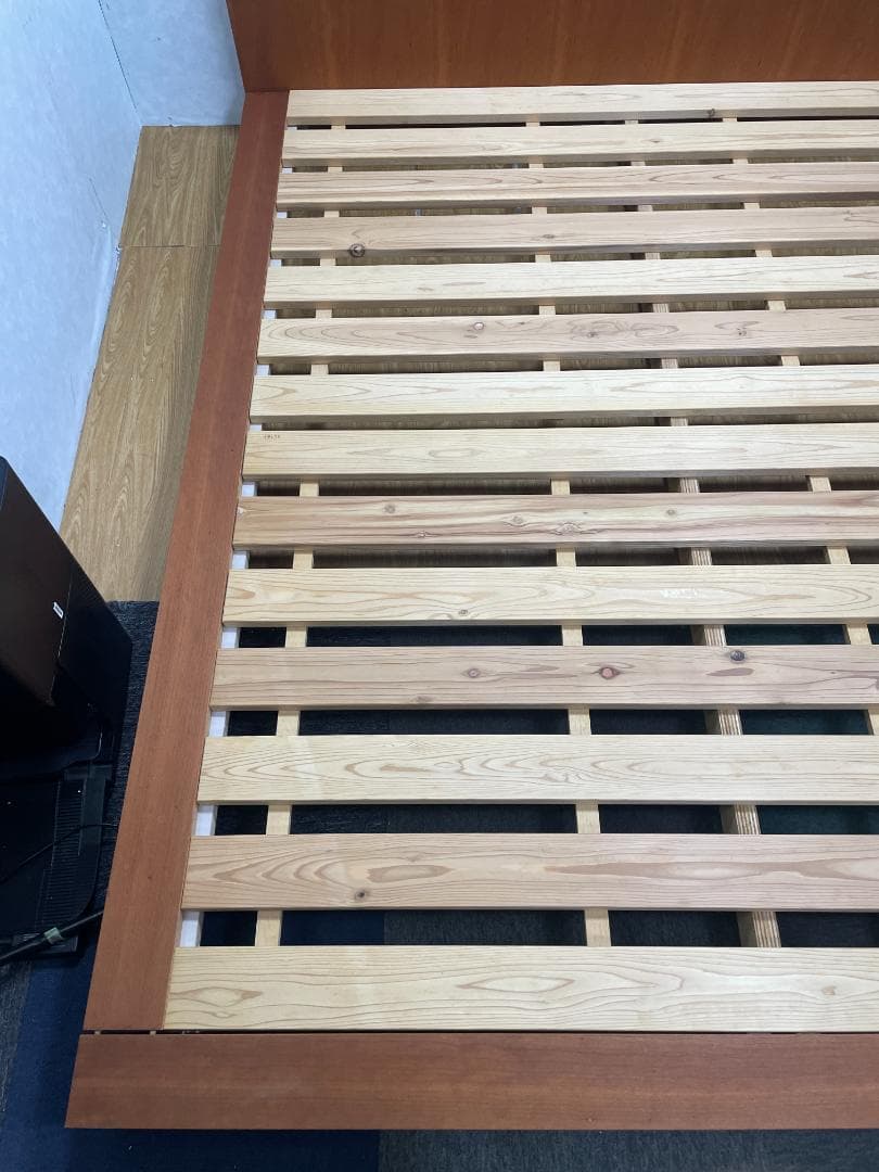 T♢199 アクタス ベットフレーム FB2 クイーン 地域限定組立送料無料