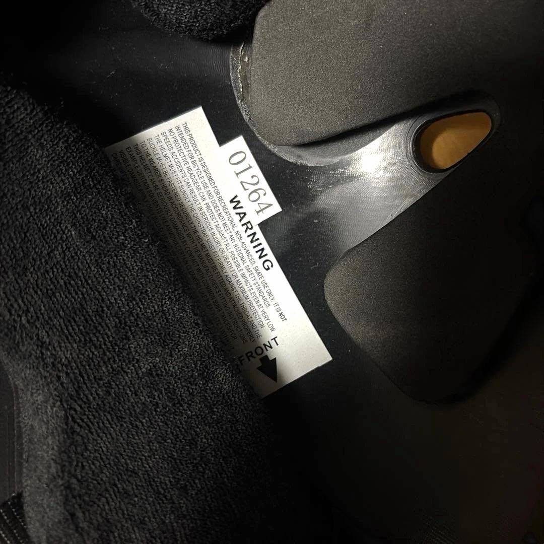 triple eight マットブラック ヘルメットXL大人用