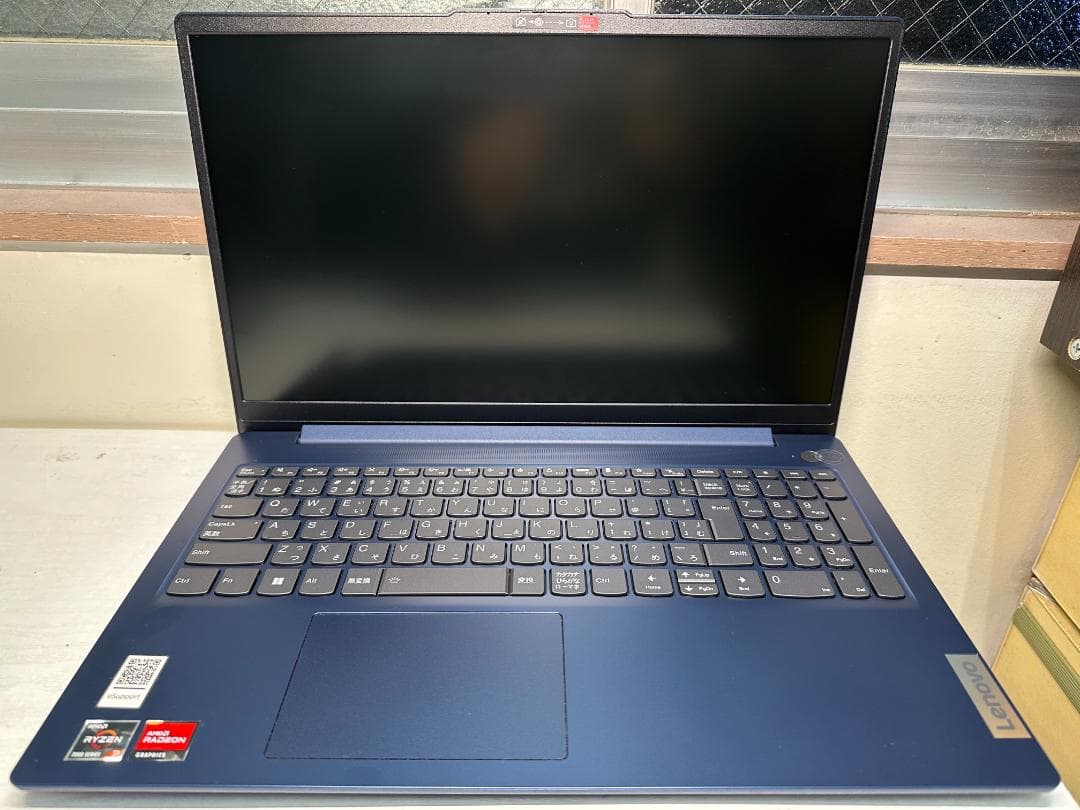 Windowsノート本体 Lenovo IdeaPad Slim 3 G8 R3 8G 512G 610M