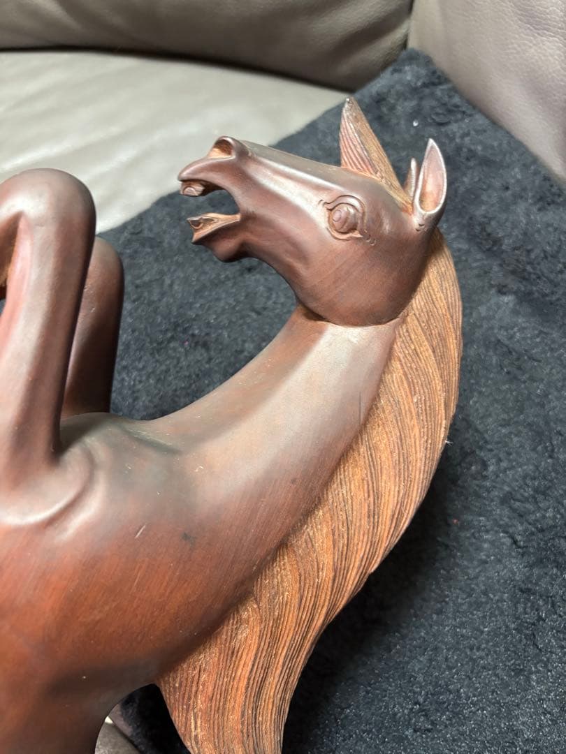 木製　置物　馬　ウマ