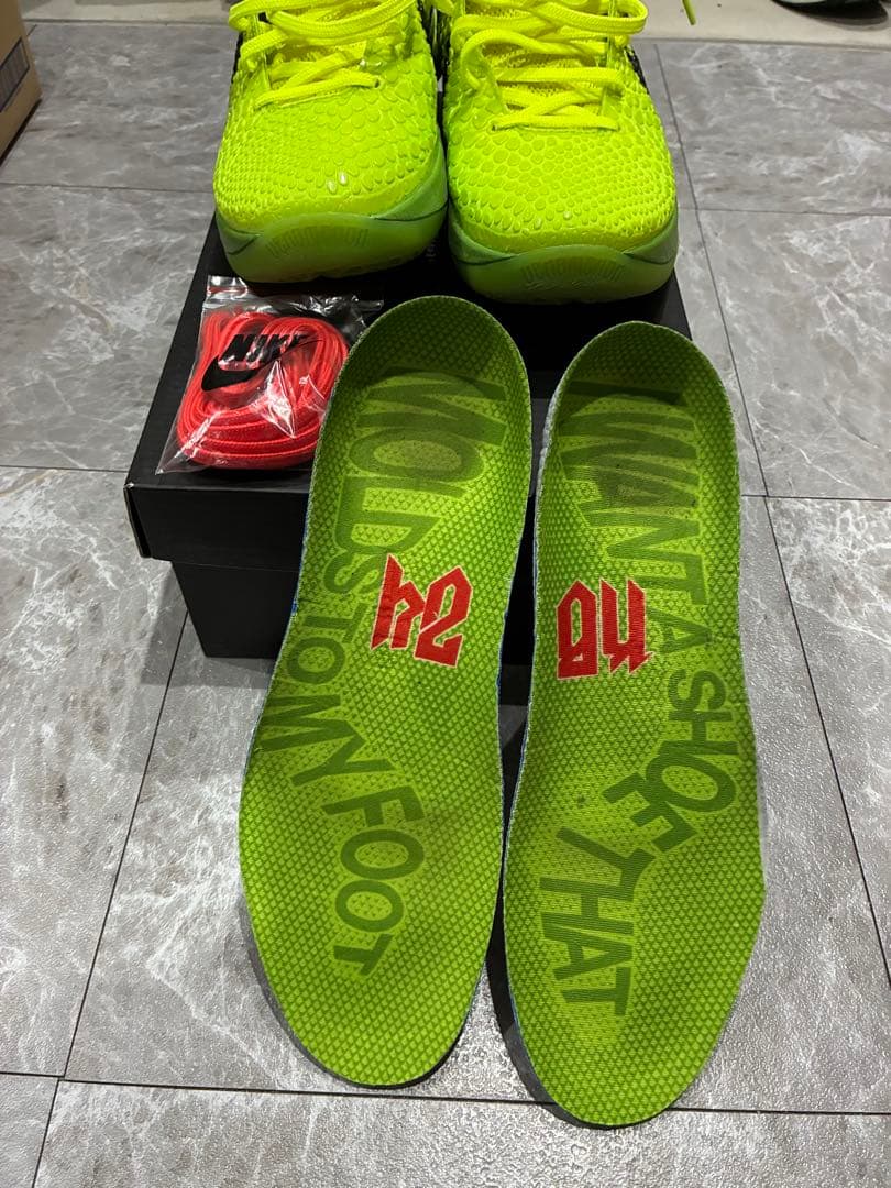 Kobe6プロトログリンチ　バスケットボールシューズ