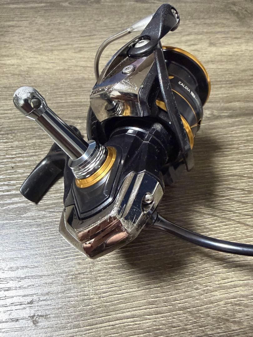 DAIWA 21カルディアLT4000CXH スピニングリール