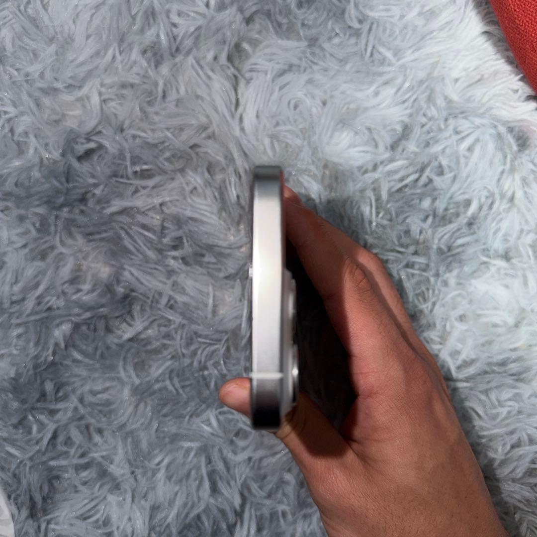 【かじ】iPhone15Pro 256G ジャンク品