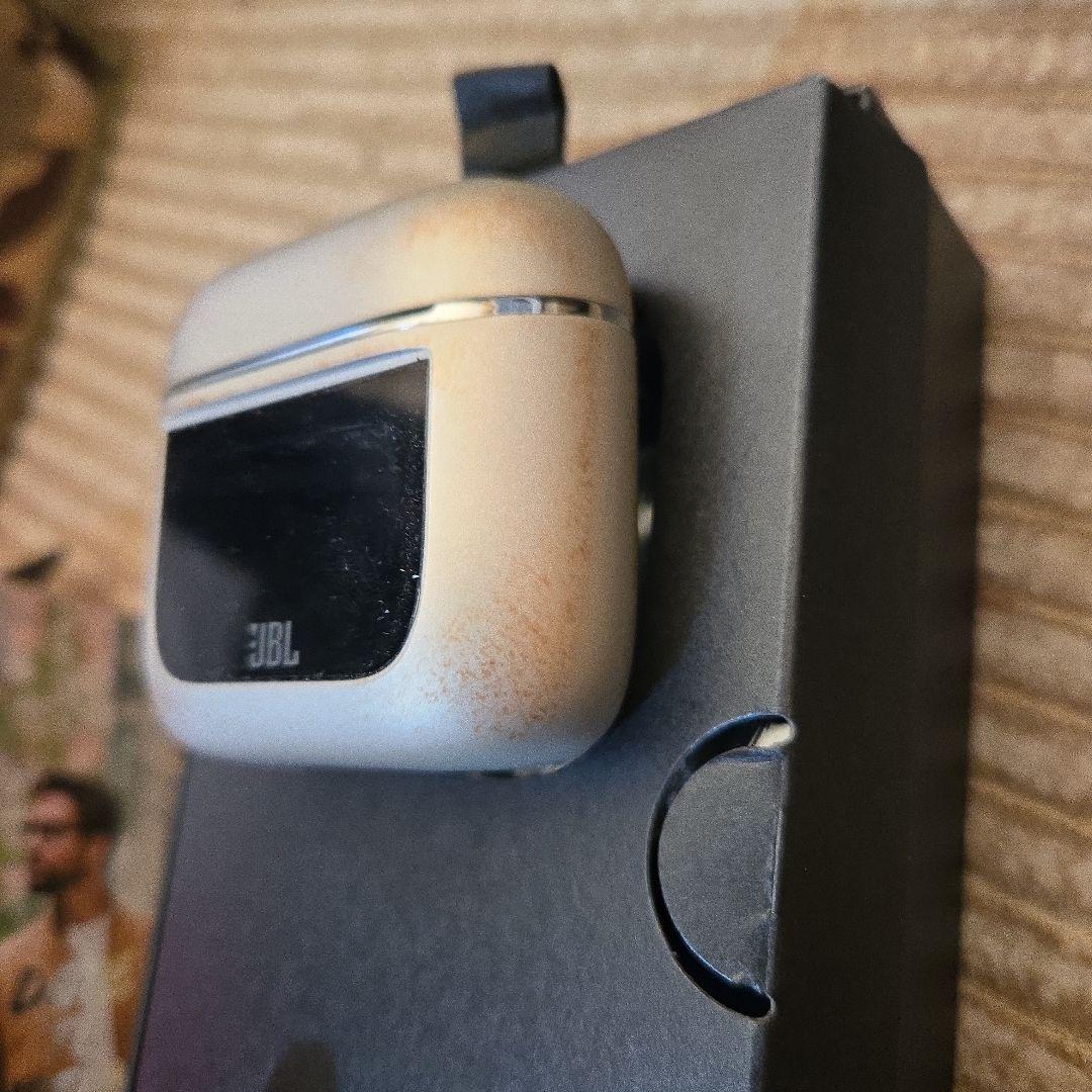 JBL Tour Pro 2 ワイヤレスイヤホン