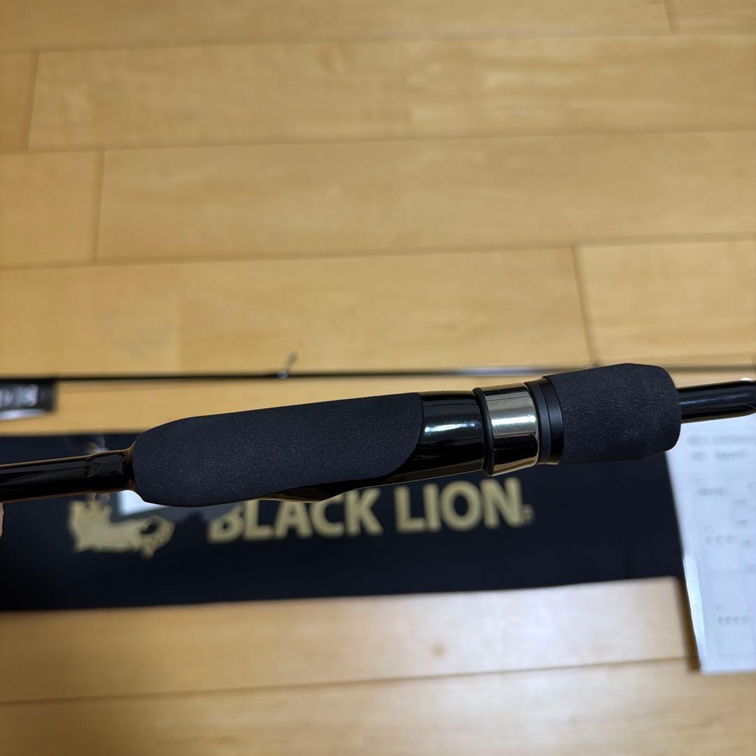 ブラックライオン ラーテル77