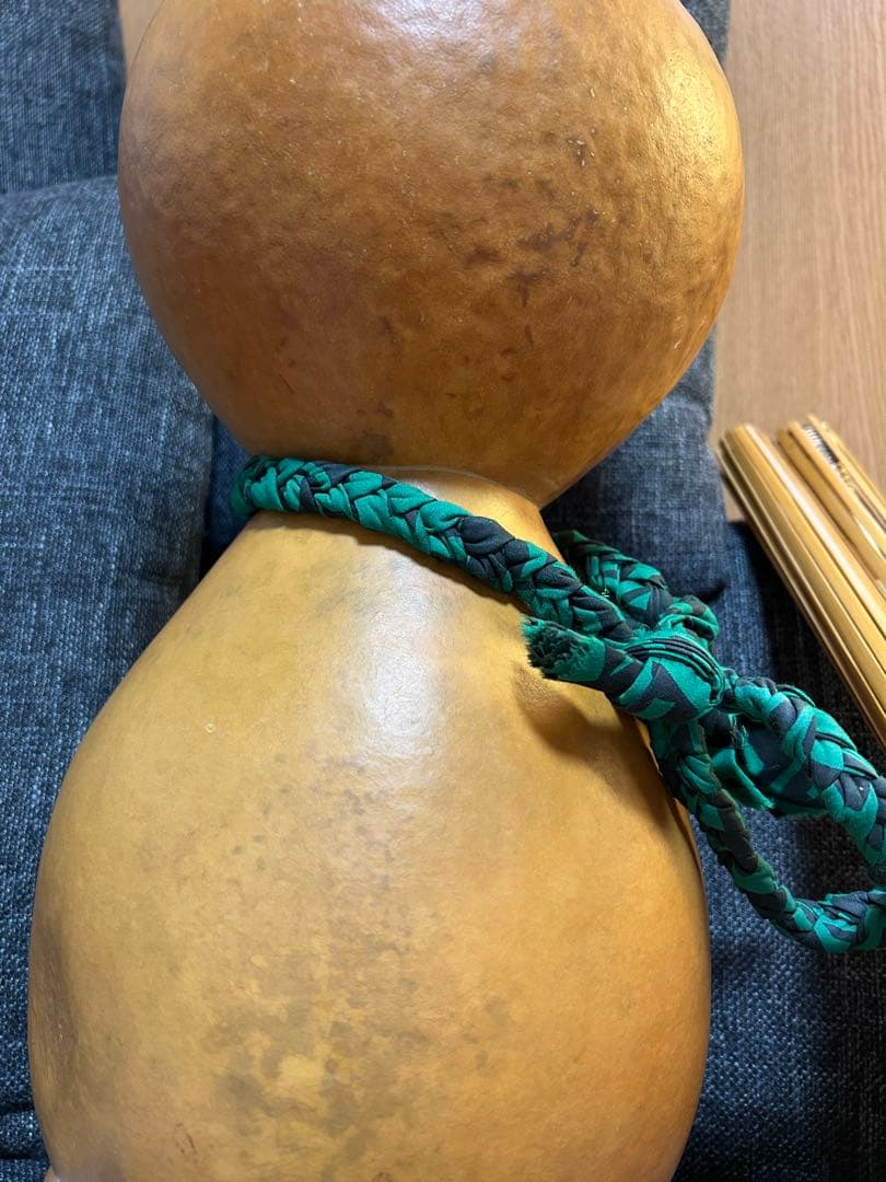 イプヘケ、プイリ(ケース)付き♪