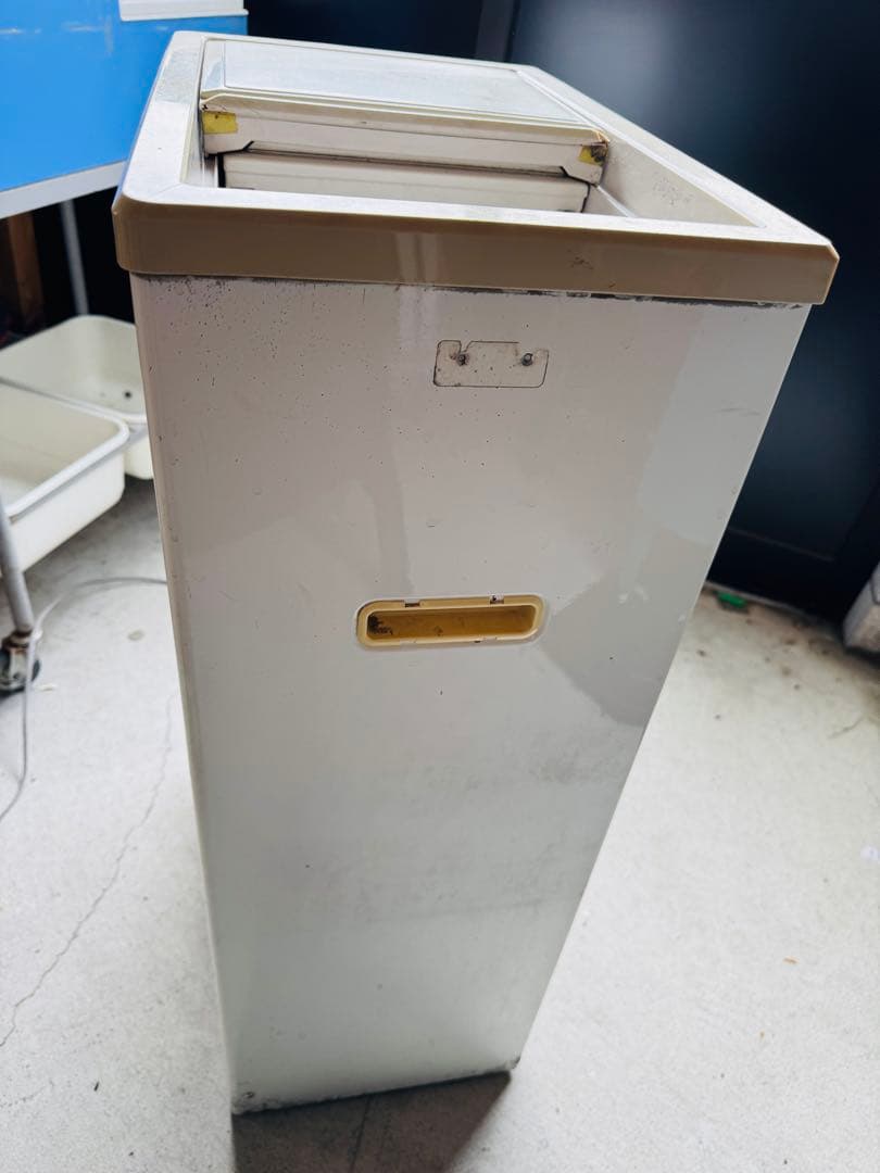 SANDEN サンデン 冷凍庫 動作品 46L 大容量 家庭用 電化製品 業務用