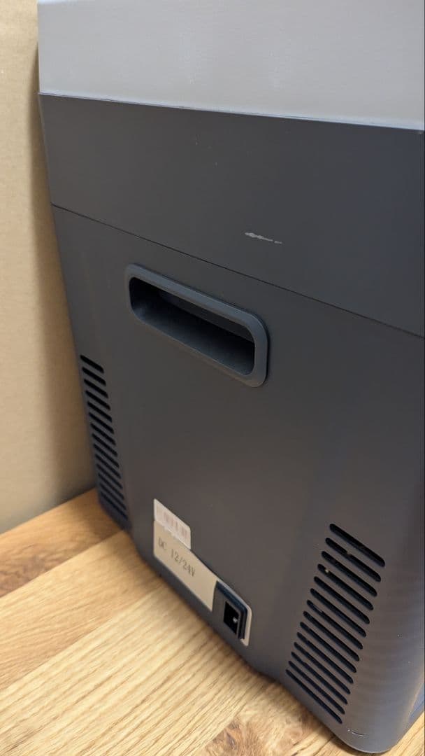 F40C4TMP ポータブル車載冷蔵庫 (中古)