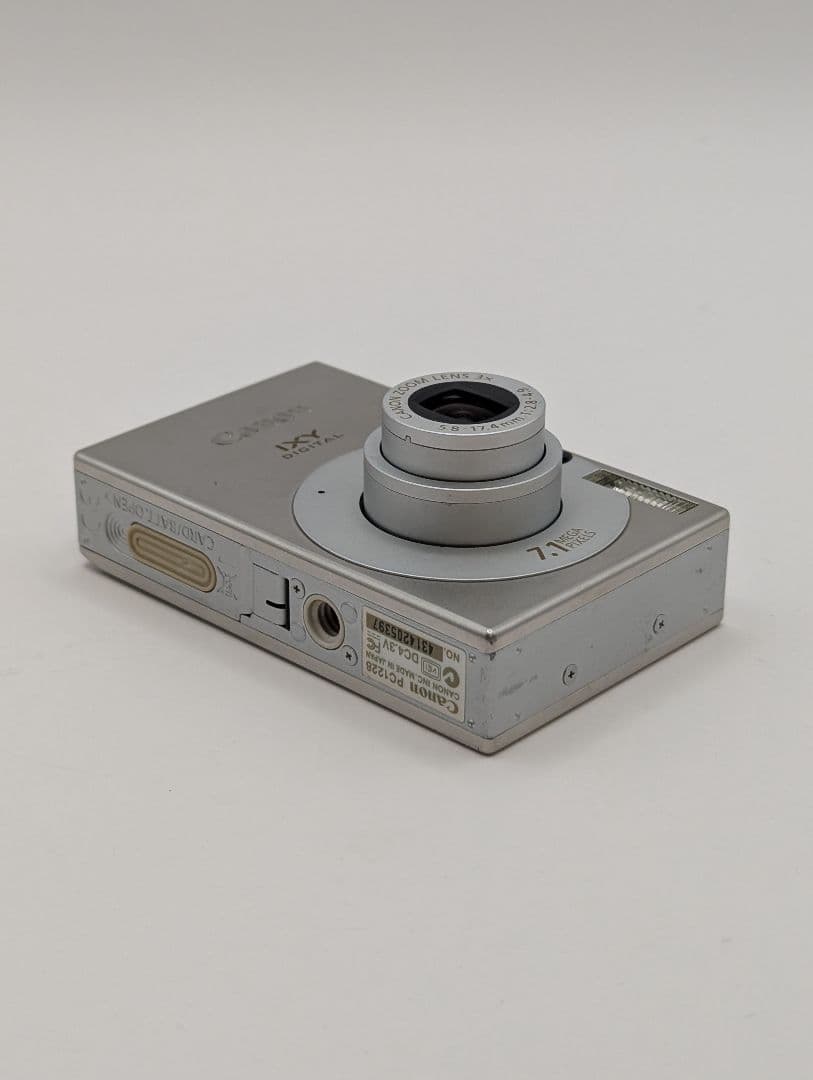 Canon IXY DIGITAL 10 シルバー