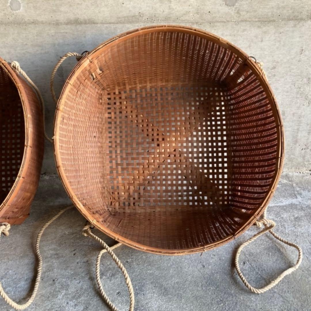 古い大きな竹籠 かご バスケット 大型 竹細工 鉄金具 2点 古道具 レトロ