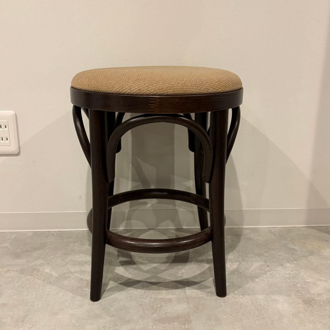 TON ベントウッド　曲木　スツール　チェコ