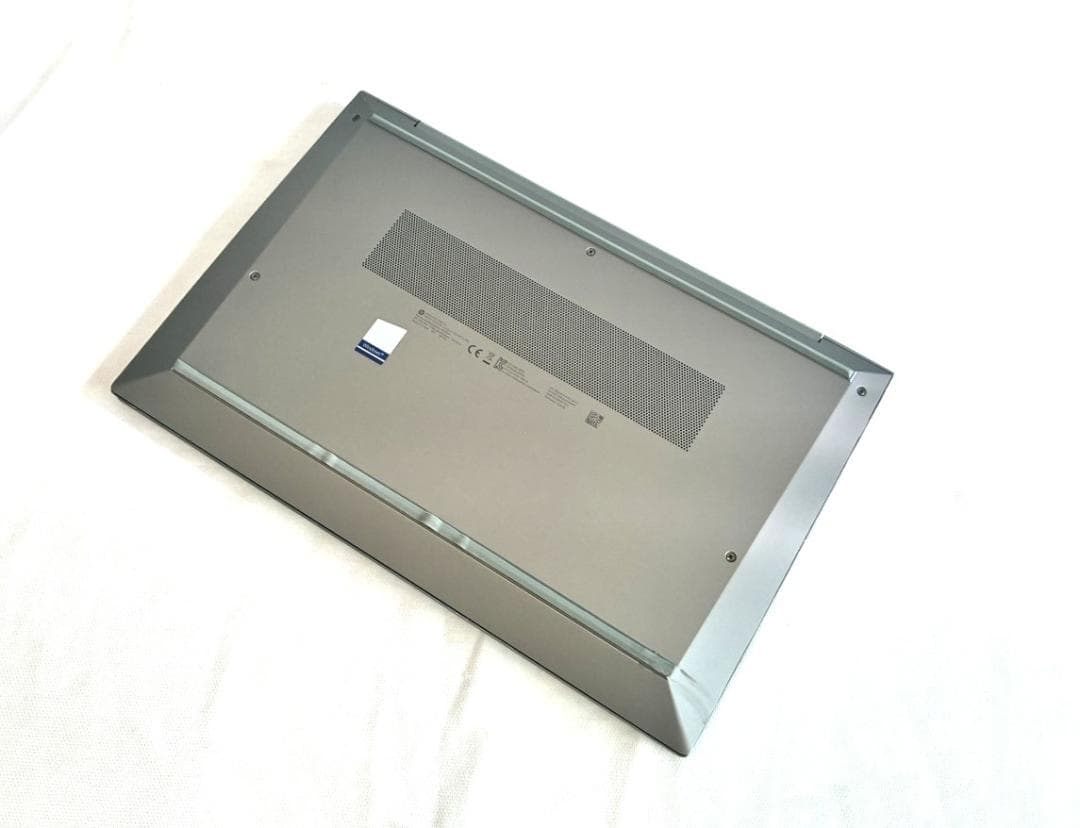 美品 HP FireFly i7 10世代 SSD1TB 32GB P520内蔵