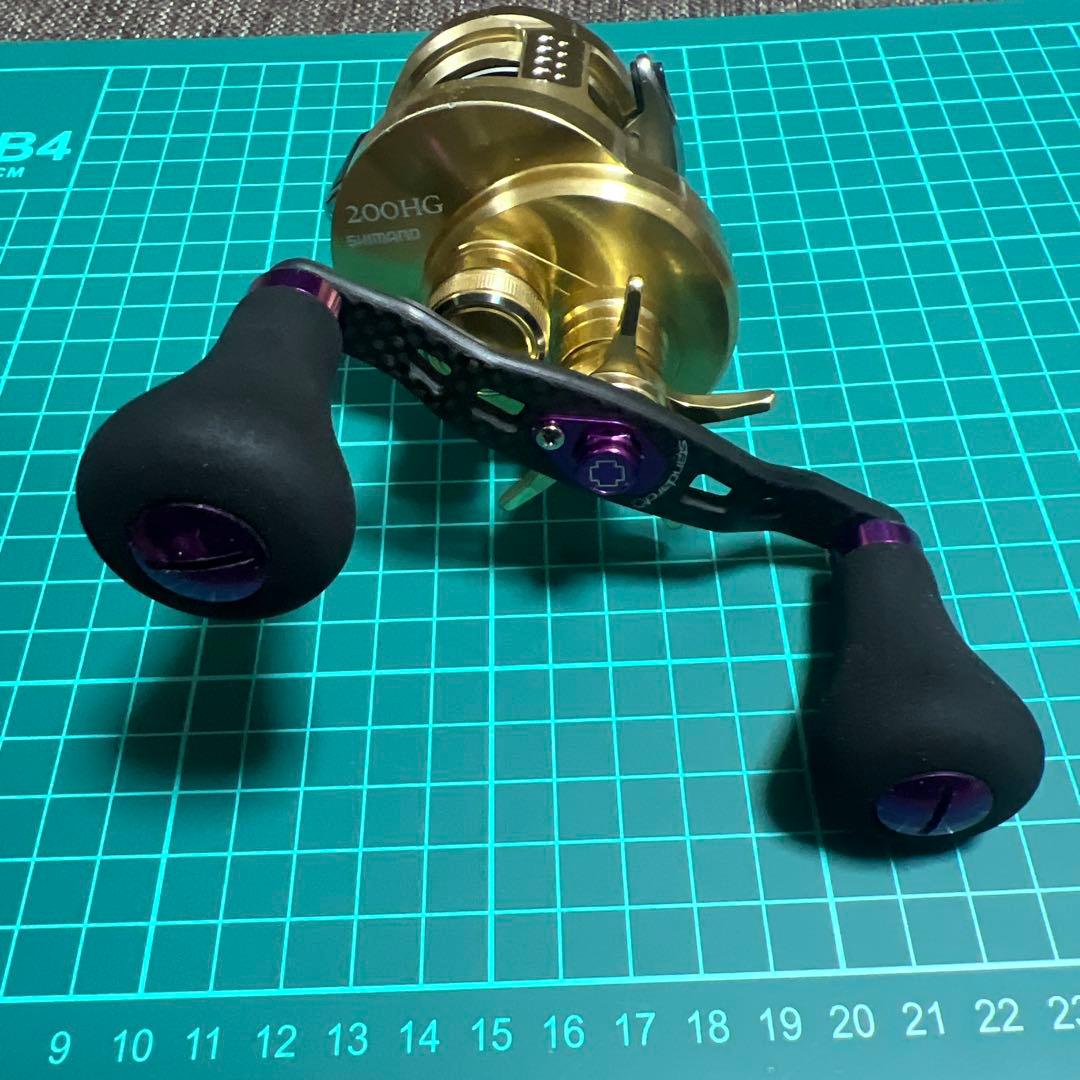 リール Shimano 15 Calcutta Conquest 200HG