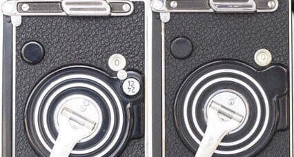 ローライ 二眼 2.8F（黒文字盤）/3.5F（黒文字盤）用 皮を飾ります