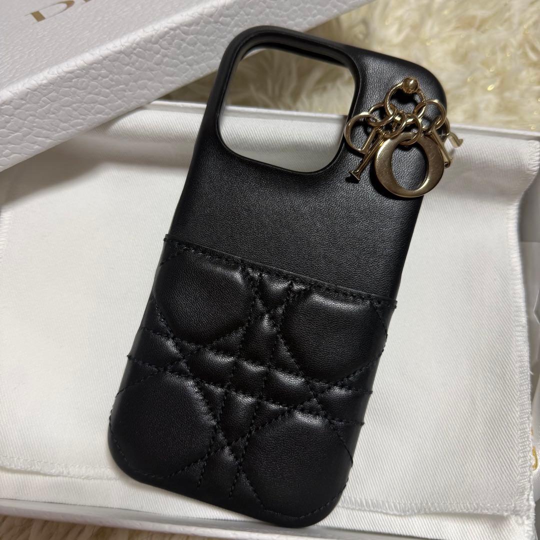Christian Dior iPhone16 pro ケース