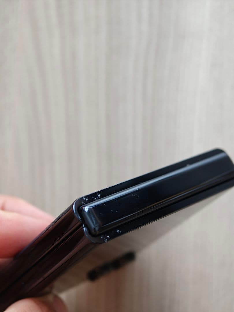 Motorola Razr 50ultra 256GB SIMフリー 海外版