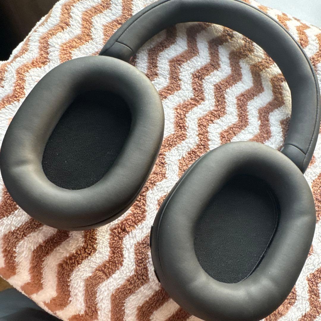 SONY WH-1000XM5（ブラック）