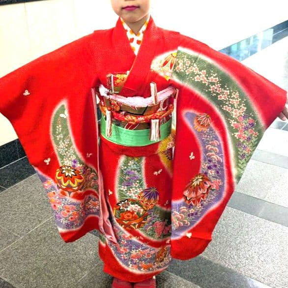 七五三フルセット　七歳　鞠文　美品　金彩加工　正絹他　赤