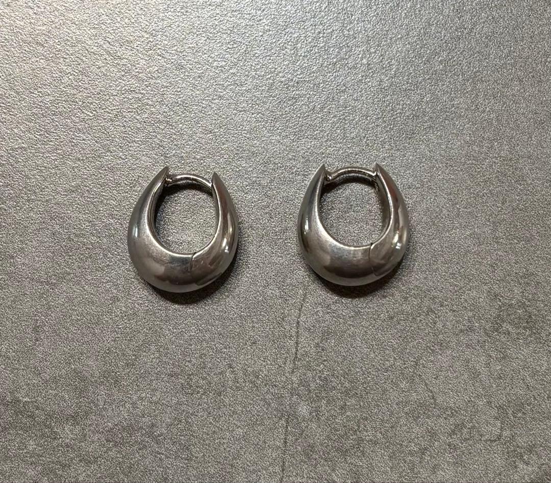 【美品】Tom Wood トムウッド　Ice フープピアス　シルバー　スモール