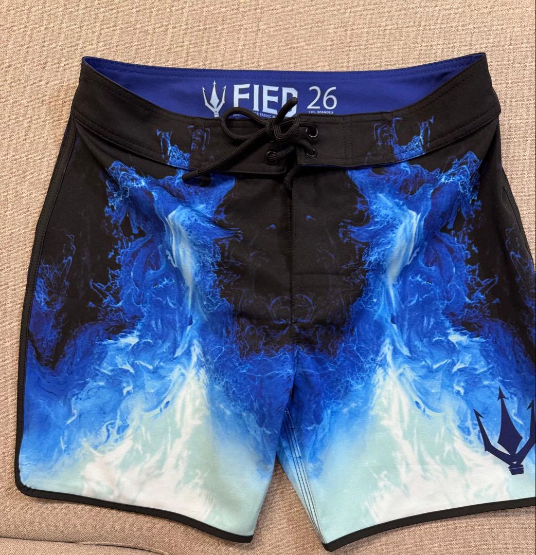 FIEDファイド サーフパンツ ブルーブラッド 26サイズ