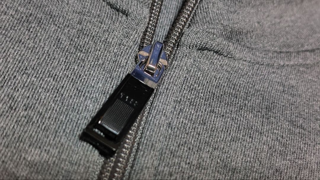 ヒューゴBOSS　トラッカージャケット　超美品