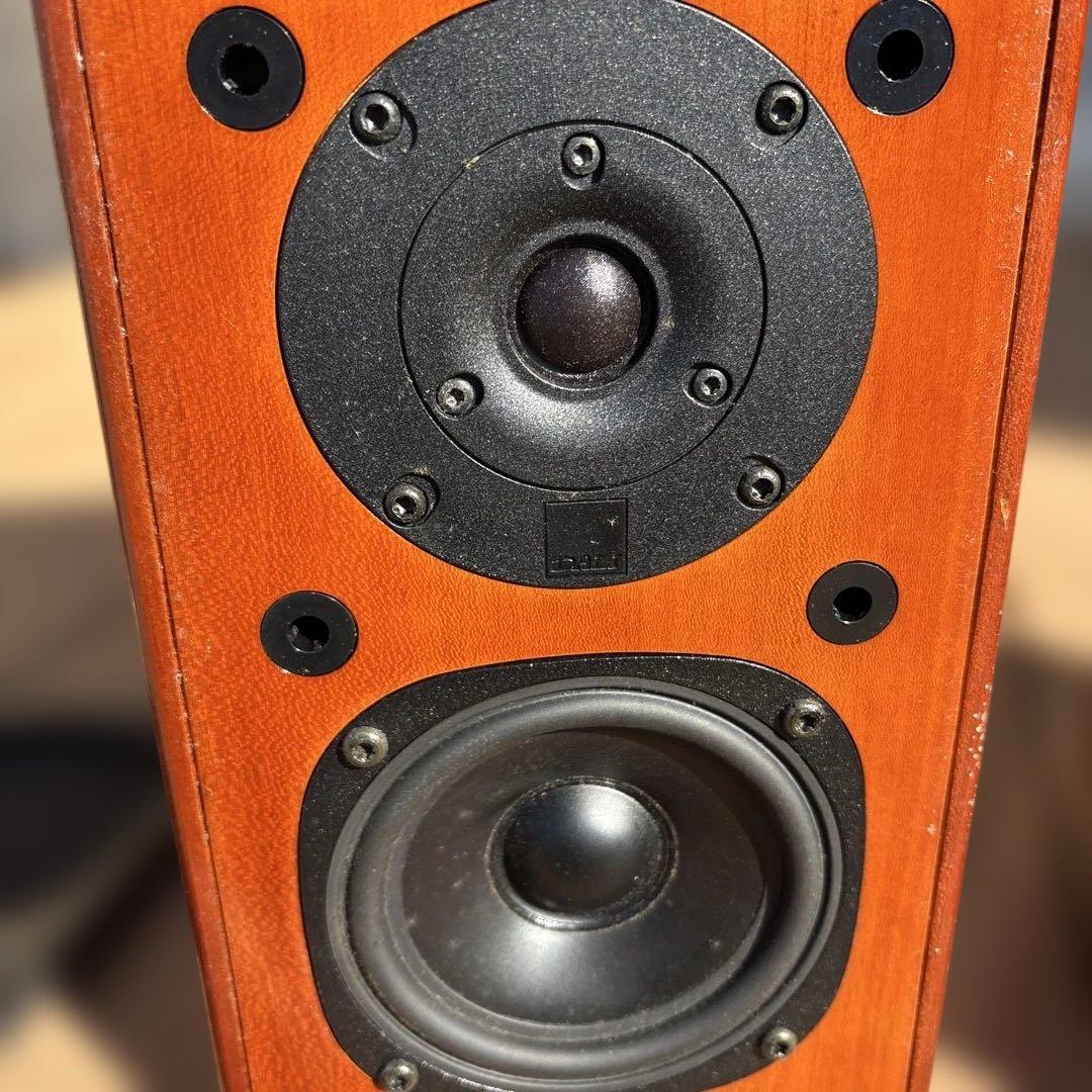 DALI  Menuet II スピーカー