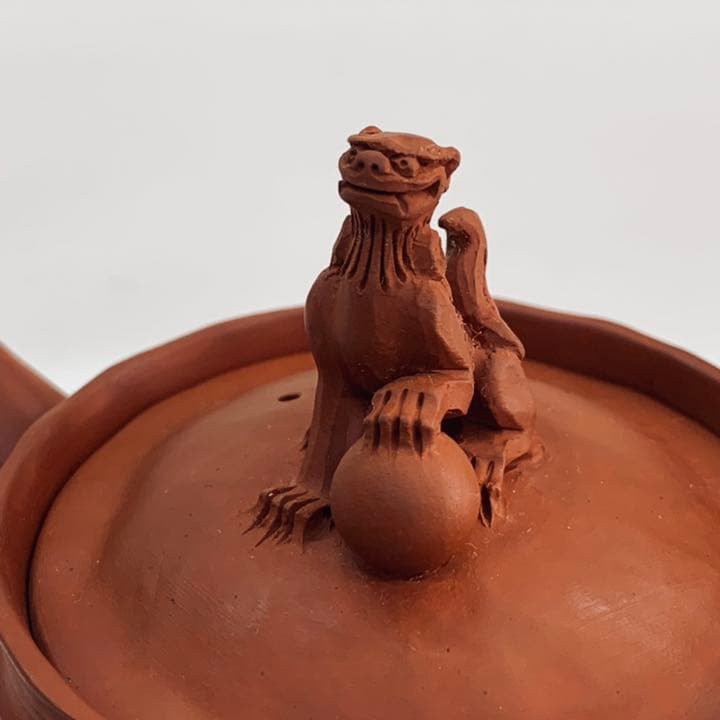 【茶注9   手捻　朱泥　玉獅子】間野弥平　共箱