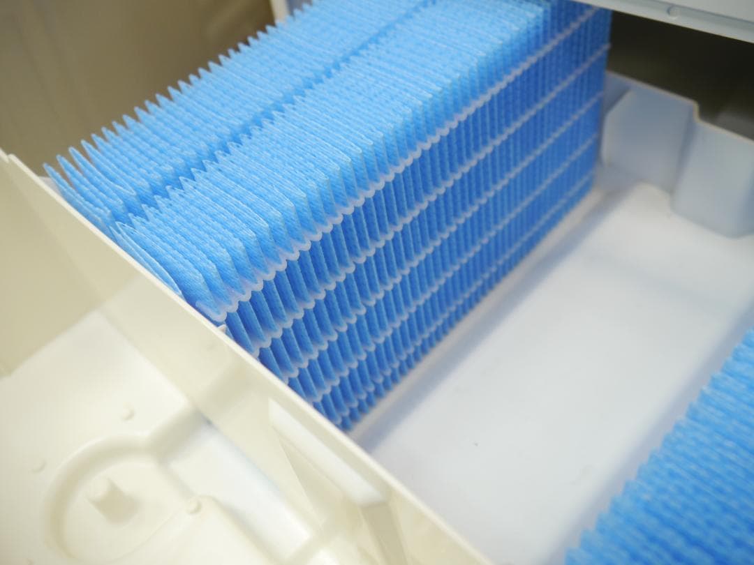 送料無料DE◆フィルター新品同様❤ダイニチ 加湿器 HD-243 ハイブリッド