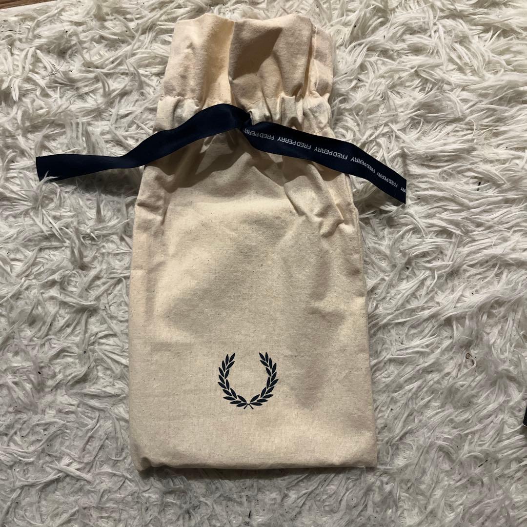 FRED PERRY キーリング シルバー